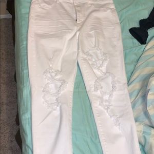 Size 16 aeo distressed jeans. Fits Jr's. Or women